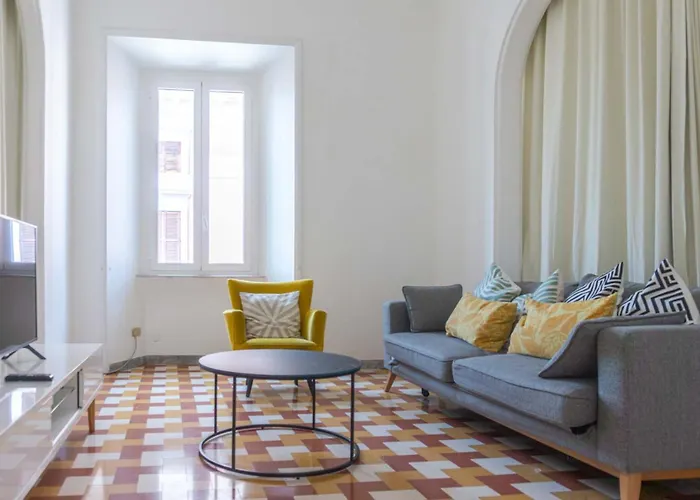 Villa Borghese Large Apartment